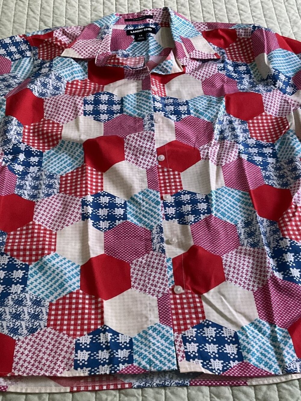 Lands End Octagon Print Cap Short Sleeve No Iron Blouse that is a Size 14.
